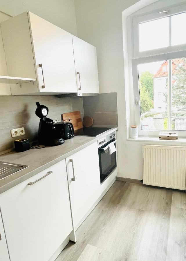 Renoviertes Apartment In Zentraler Lage - Wlan, Smart-Tv, Kueche, Balkon Und Queensize-Bett Fuer 4 Gaeste Эрфурт Экстерьер фото