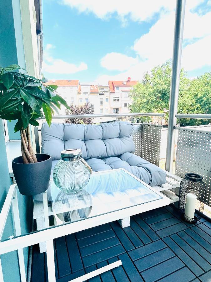 Renoviertes Apartment In Zentraler Lage - Wlan, Smart-Tv, Kueche, Balkon Und Queensize-Bett Fuer 4 Gaeste Эрфурт Экстерьер фото